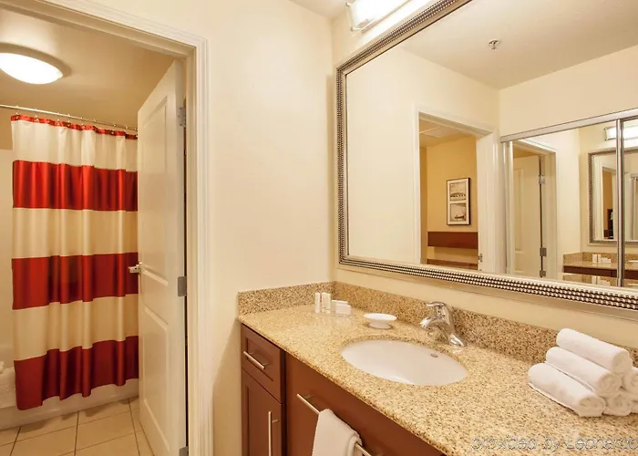 Phoenix Nw/surprise 3*